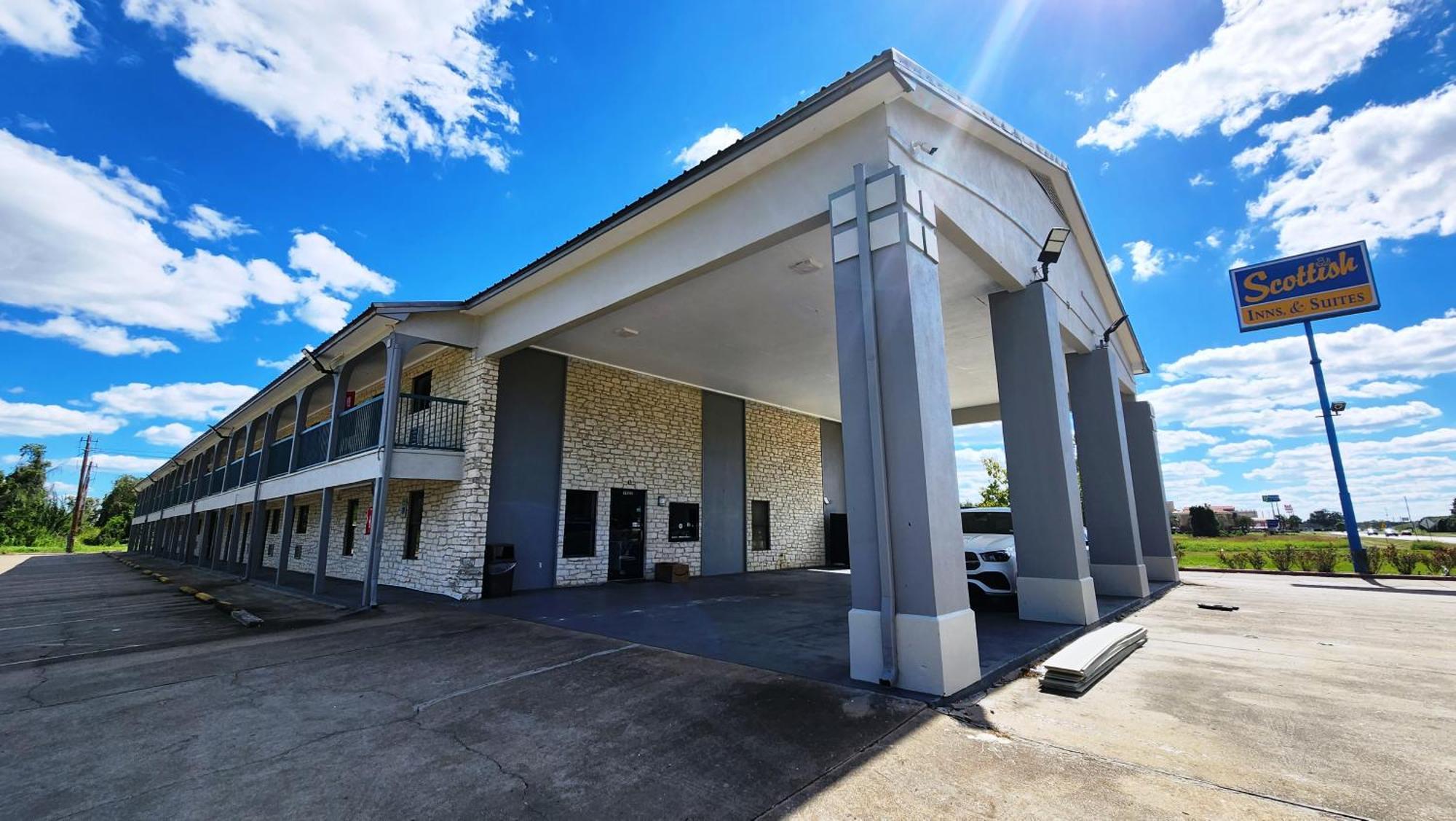 Scottish Inn & Suites Wharton Exterior photo
